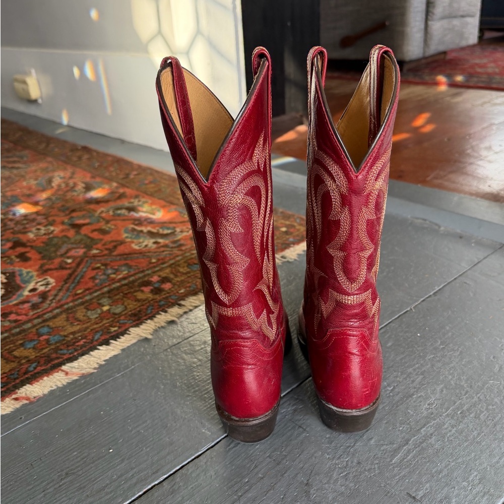 🍒🇺🇸Shyanne Red Western Embroidered Leather Boots - Picture 4 of 6
